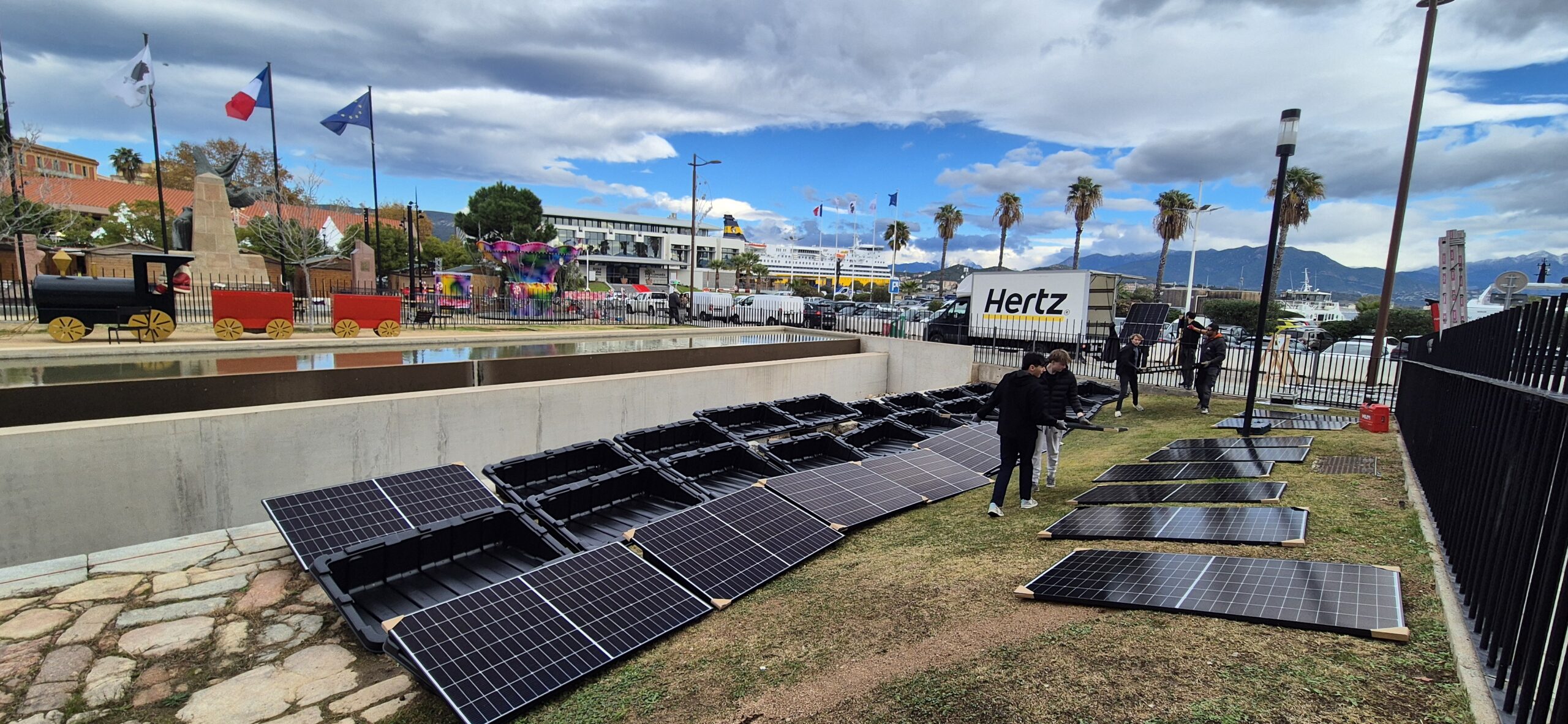 Un marché de Noël 100 % autonome, sans bruit ni émissions